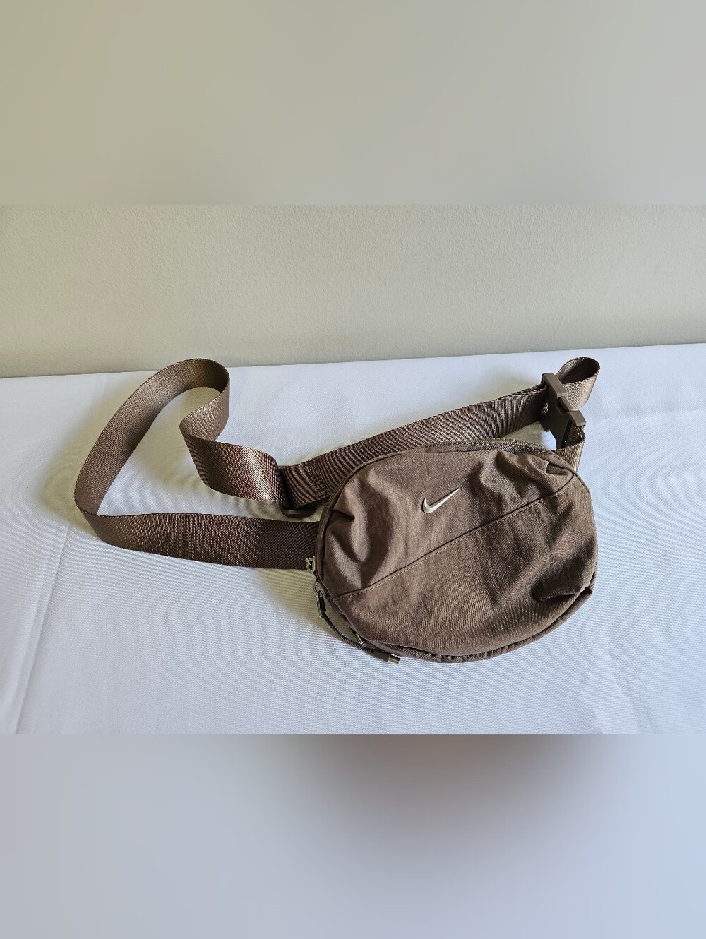 Nike Brown Crossbody Sling Bag - Compact Everyday Carry